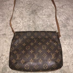 Authentic LV Musette crossbody